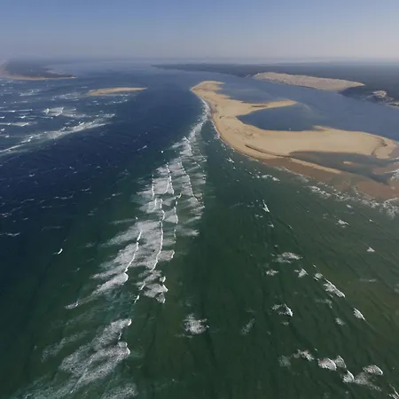 度假居 Piscine Et Serenite Pour Votre Sejour A *