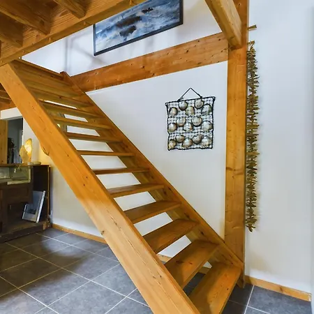 Piscine Et Serenite Pour Votre Sejour A 兰顿