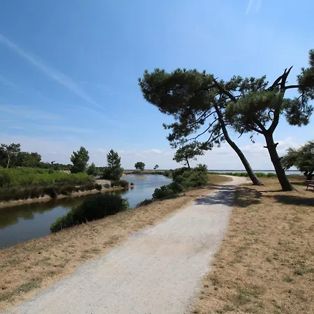 - Maison Au Calme Avec Piscine - 8 Pers Feriehus