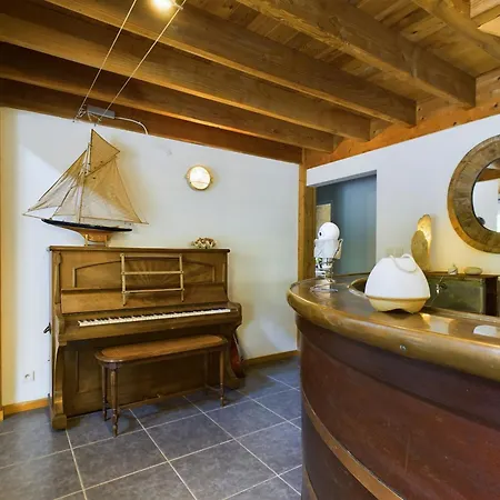 Holiday home Piscine Et Serenite Pour Votre Sejour A *